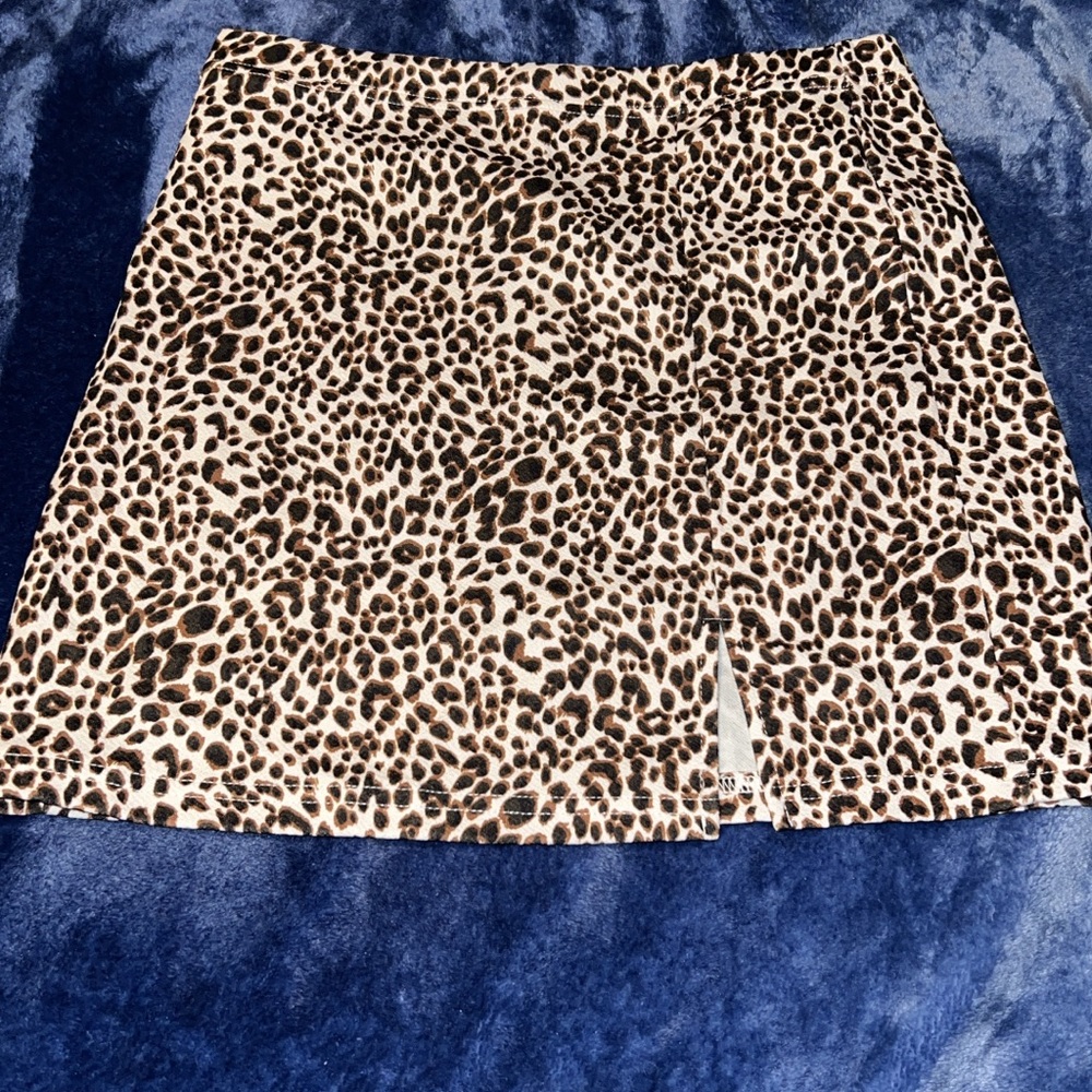 Leopard skirt